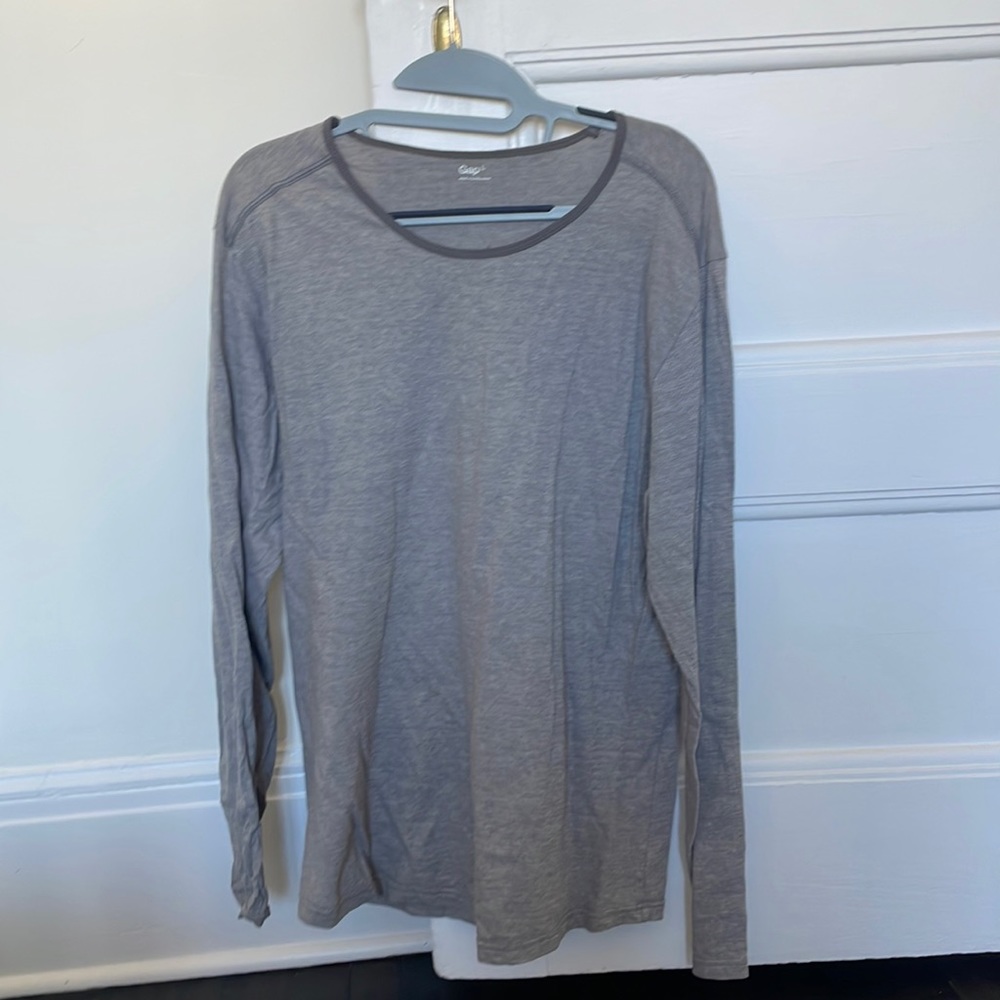 Men’s L Gap long sleeve Tee